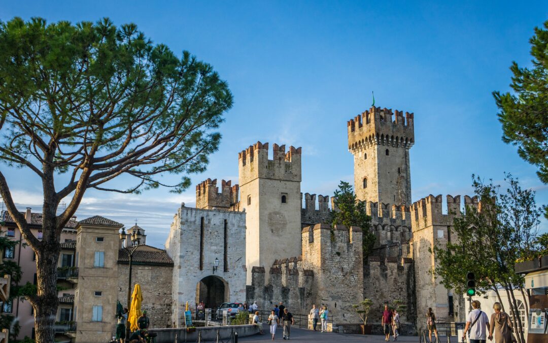 TOUR DE LOS LAGOS Y LA LIGURIA 2026
